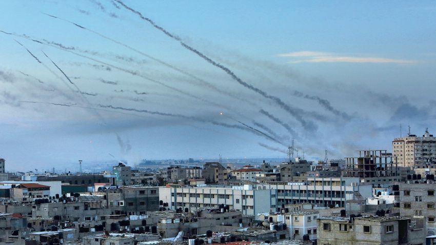 Brutális felvételek kerültek elő a palesztin kórház belsejéből