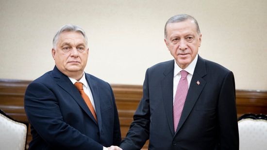 Budapestre érkezik a török elnök
