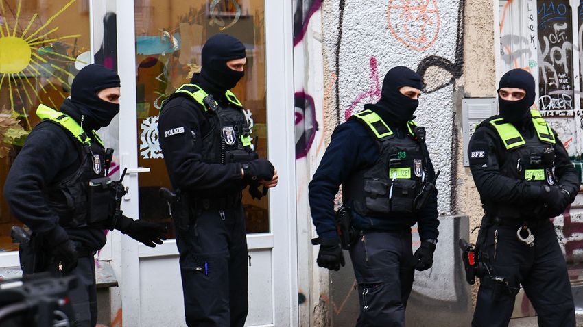 Terrortámadásokra figyelmeztetnek Németországban