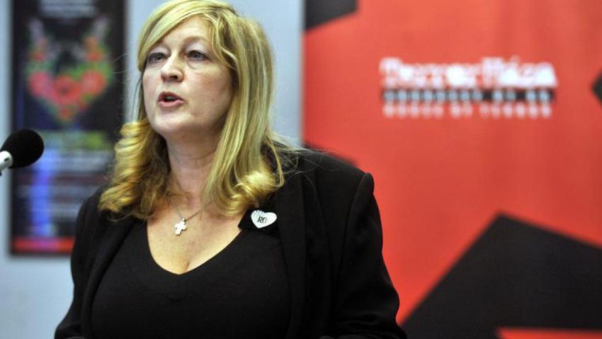 Elkötelezettek vagyunk 1956 nemzetközi vonatkozásainak bemutatása mellett Elkötelezettek vagyunk 1956 nemzetközi vonatkozásainak bemutatása mellett