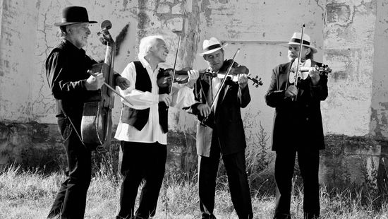 A parasztzenészek alázatával a Carnegie Hallban is