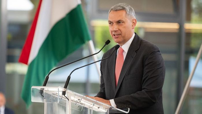 A fővárosnak is Lázár Jánossal kell egyeztetnie