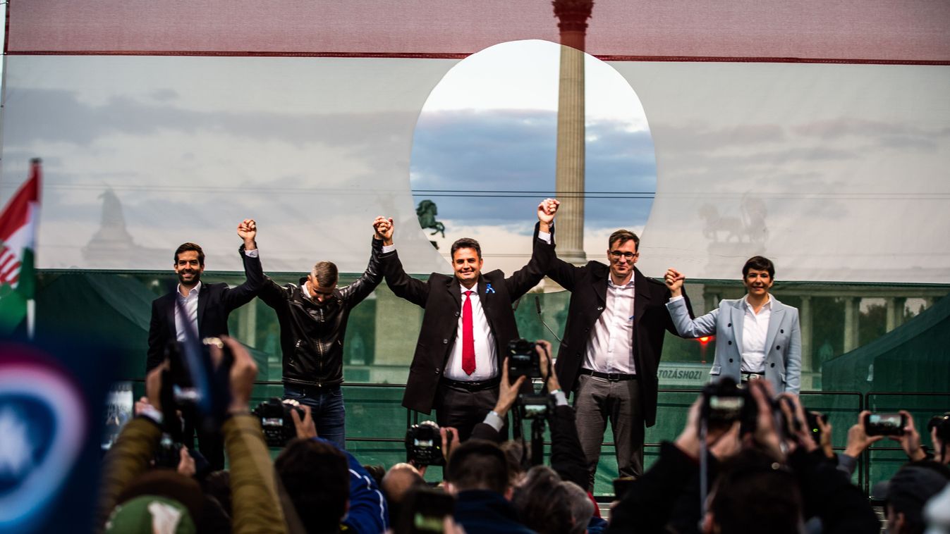 A magyarok kétharmada elutasítja a pártok külföldi finanszírozását