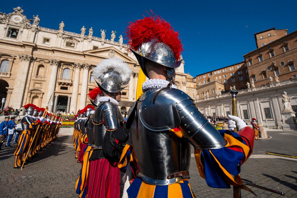 Guard of Honor of the Pontifical Swiss Guard in St. Peter's