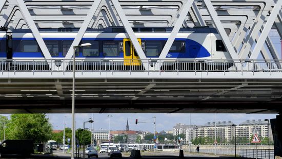 Fontos bejelentést tett a MÁV-START és a Volánbusz