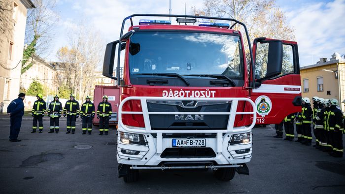 Büszkék lehetünk a magyar tűzoltókra