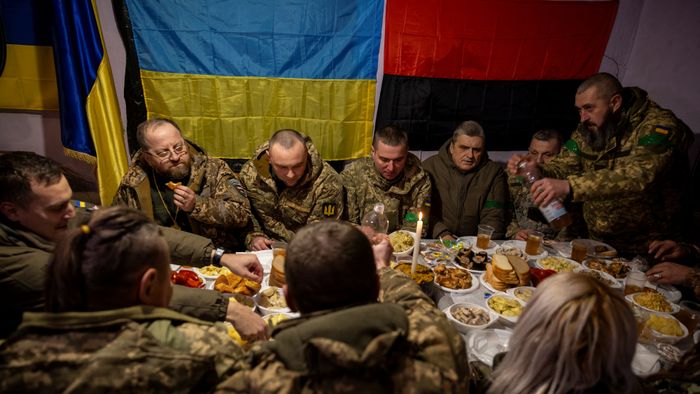 Ukrainian soldiers mark Christmas Eve near the frontline in Ukraine