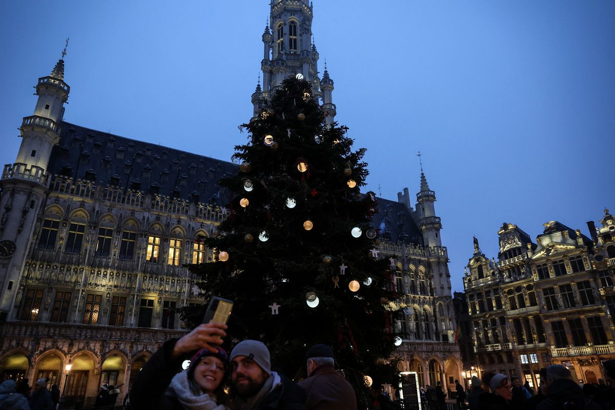 BELGIUM - DAILY LIFE CHRISTMAS BRUSSELS