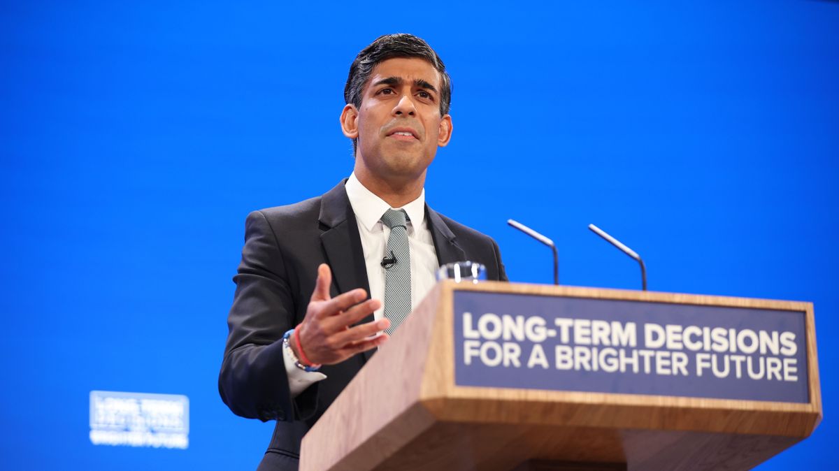 A gázai harcok szüneteltetésére szólította fel Benjamin Netanjahut a brit kormányfő