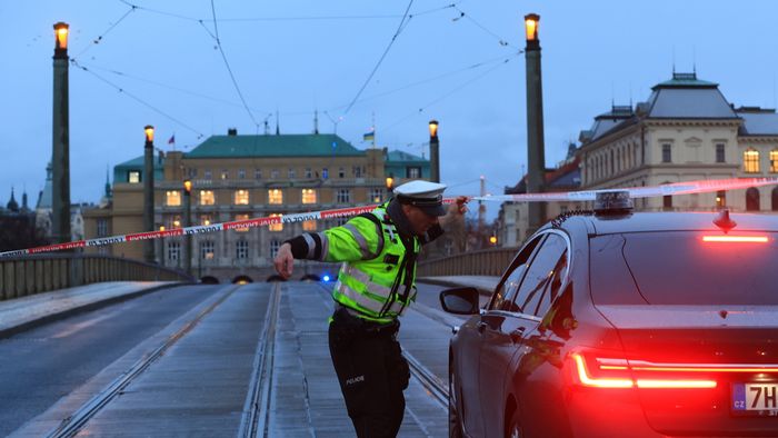 Several dead in central Prague shooting