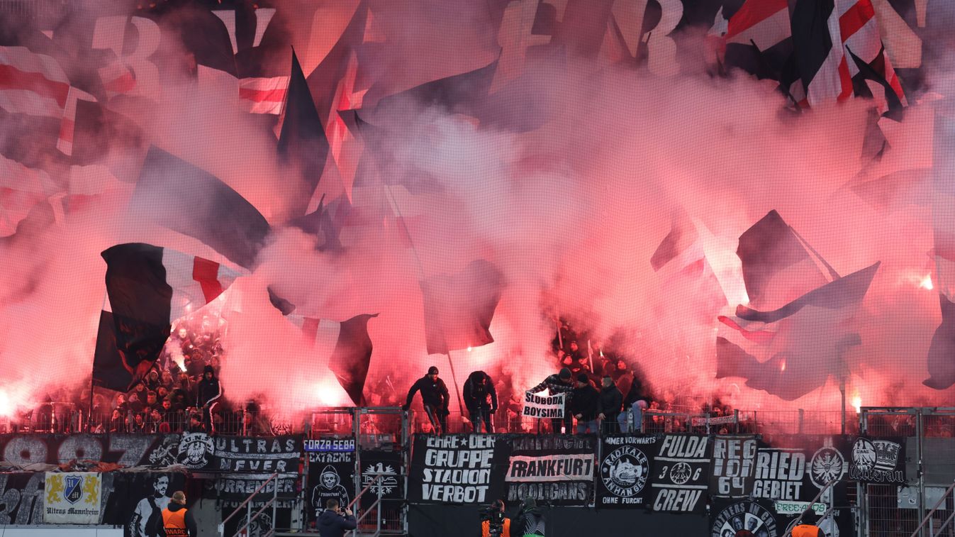 Az Eintracht Frankfurt eltiltott cseles szurkolói túljártak az UEFA eszén + videó