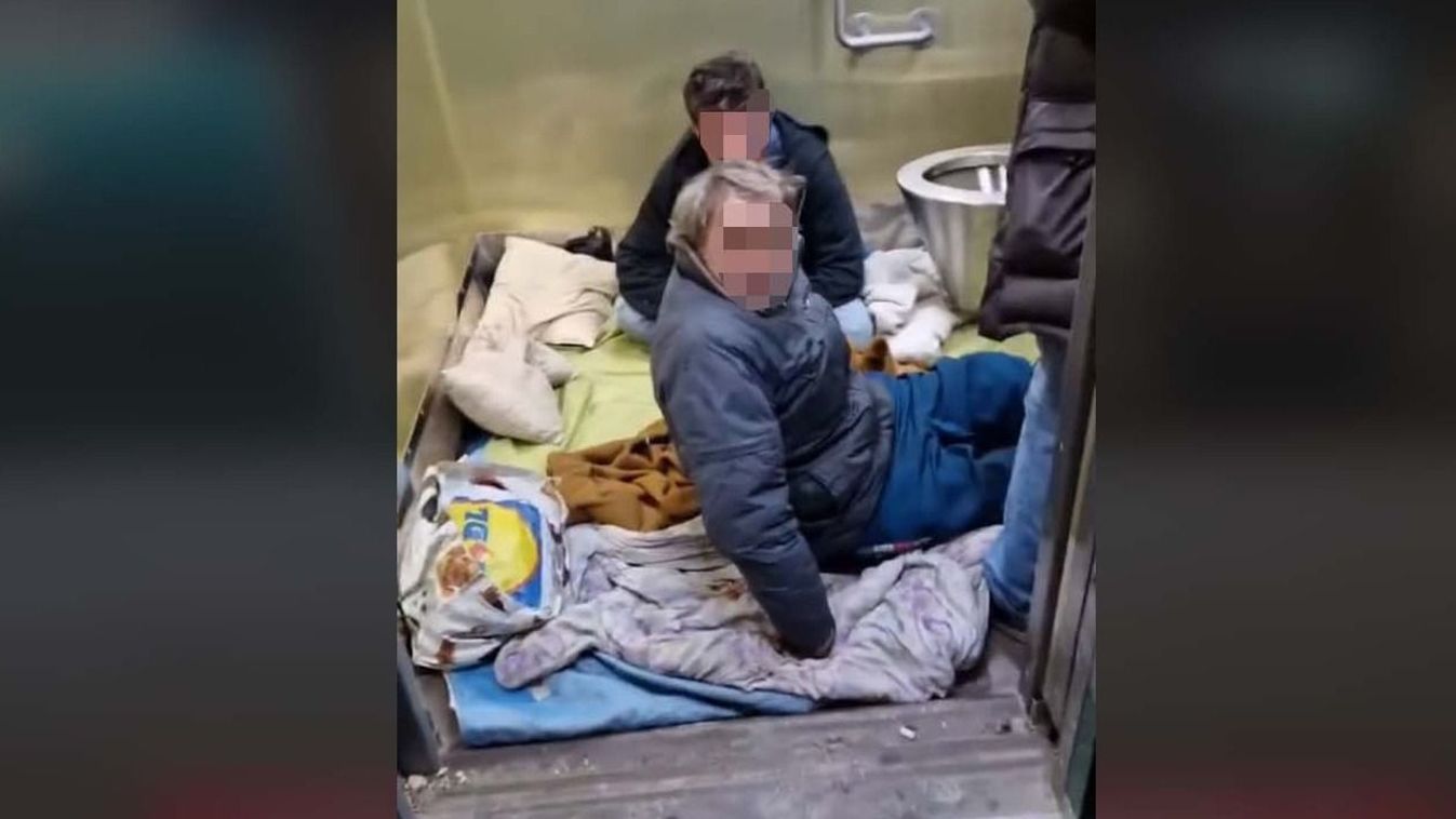 Újabb köztéri vécét foglaltak el a hajléktalanok Budapesten + videó