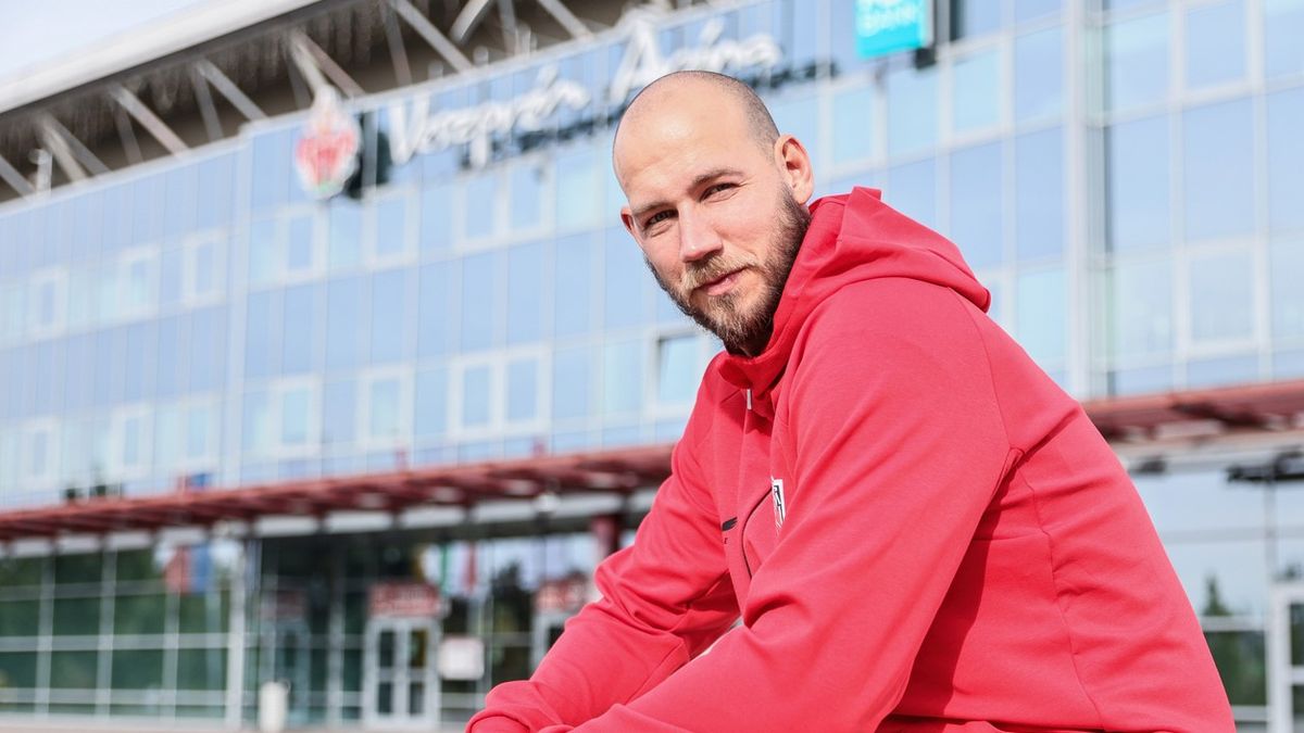 Tíz év után távozik a Veszprém klasszisa