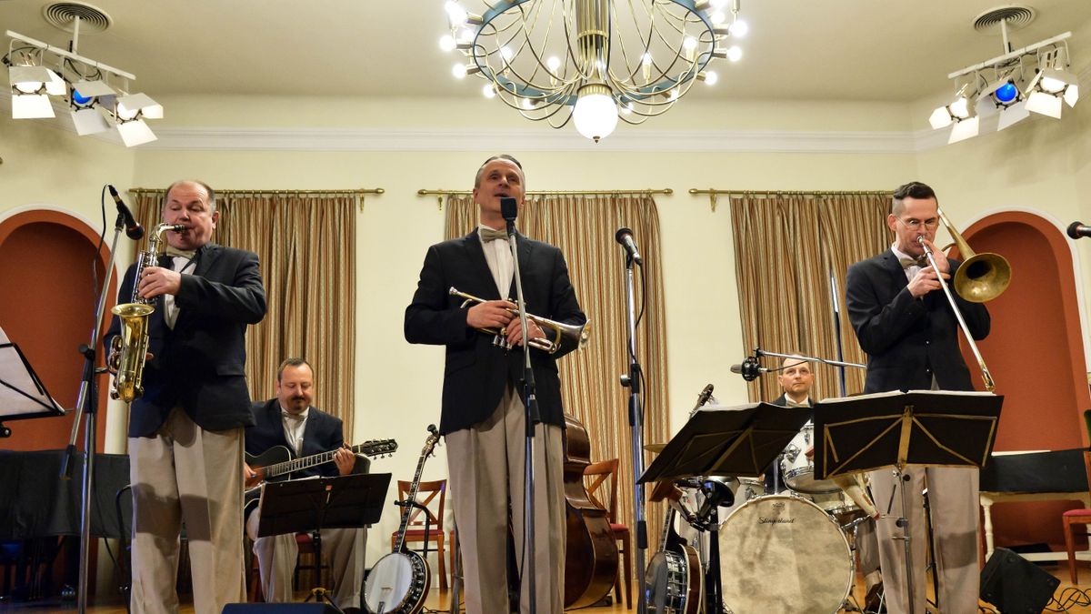 Békebeli időket idézett a Hot Jazz Band koncertje