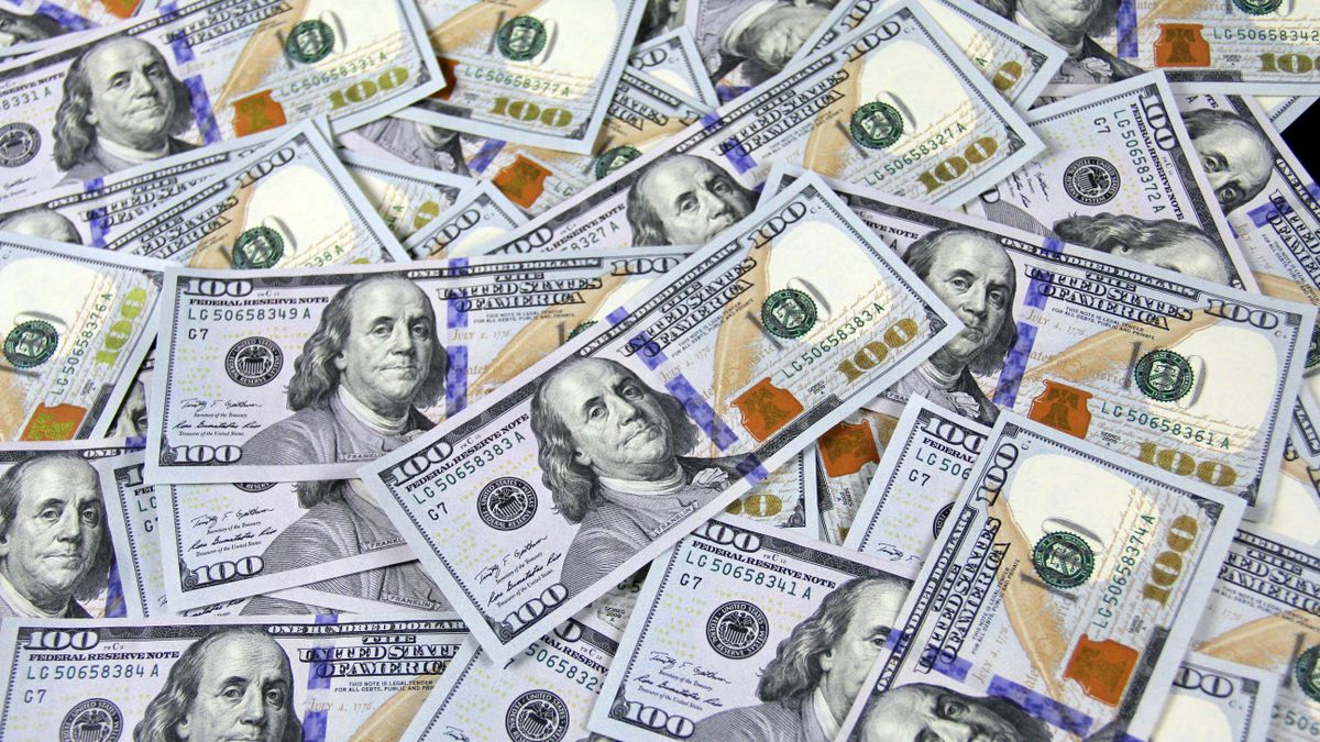 News Portals, Including Soros's Blog, Enriched with Rolling Dollars