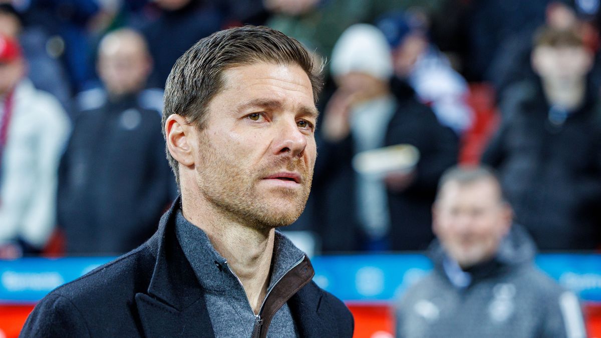 Xabi Alonso reagált a Liverpool-pletykára – maradhat Leverkusenben?