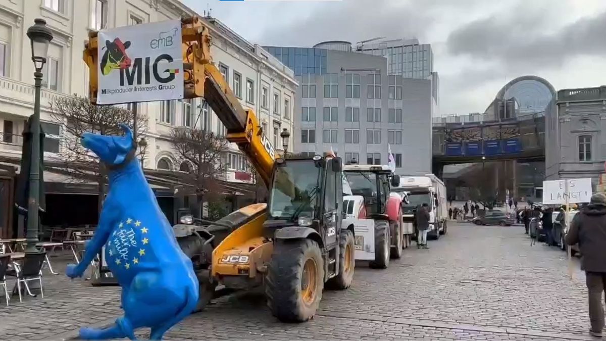 Nem érezték meg a brüsszeliták, hogy mikor kell letenni a lantot