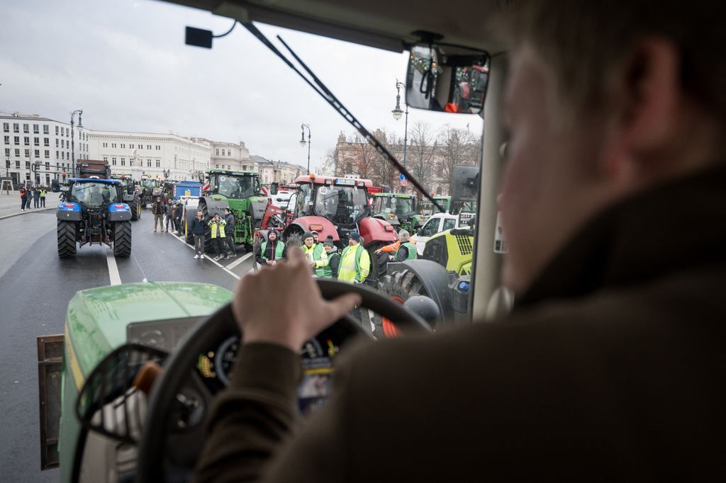 Farmers' protests - large rally in Berlin