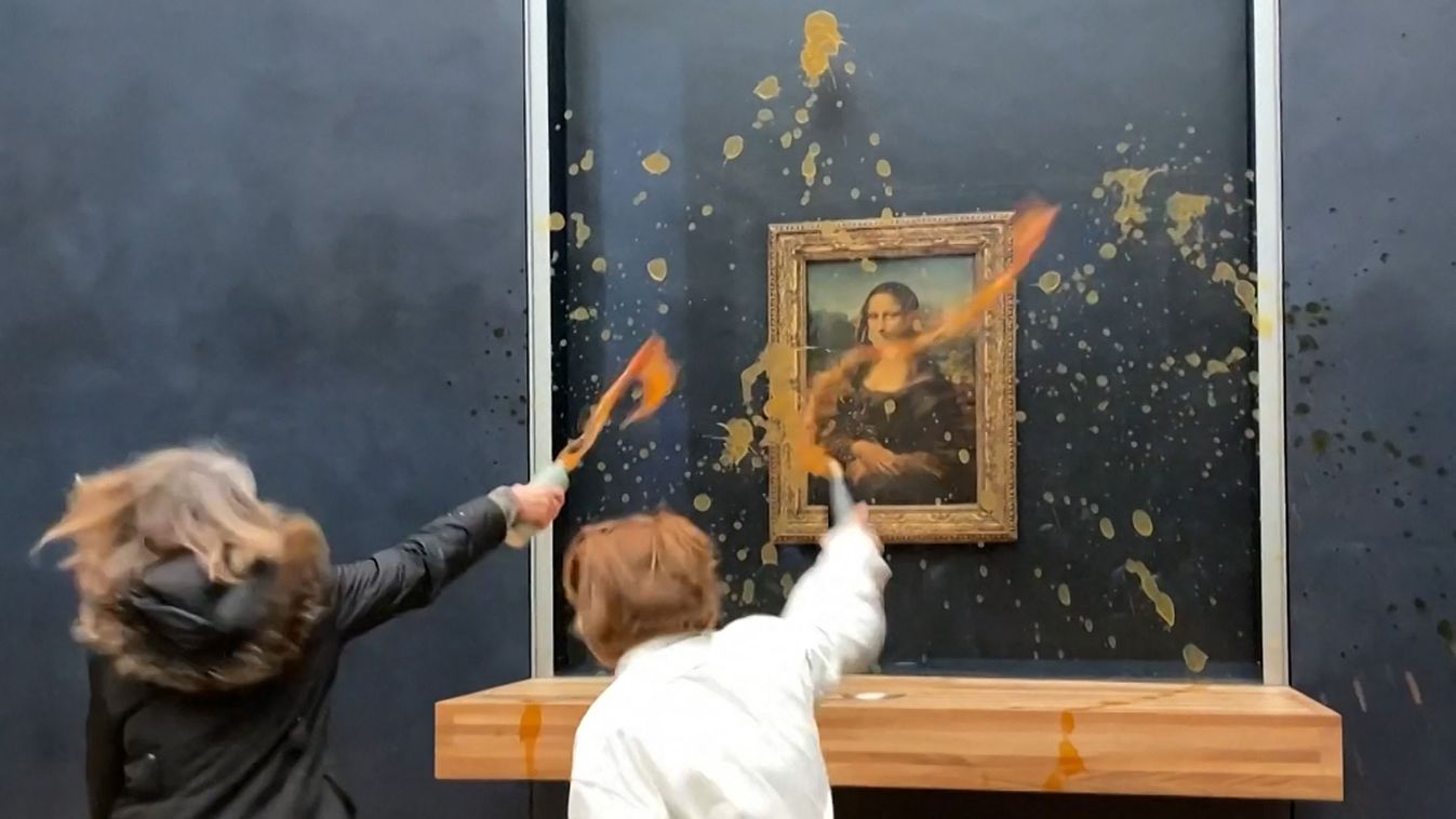 Levessel öntötték le a Mona Lisát + videó