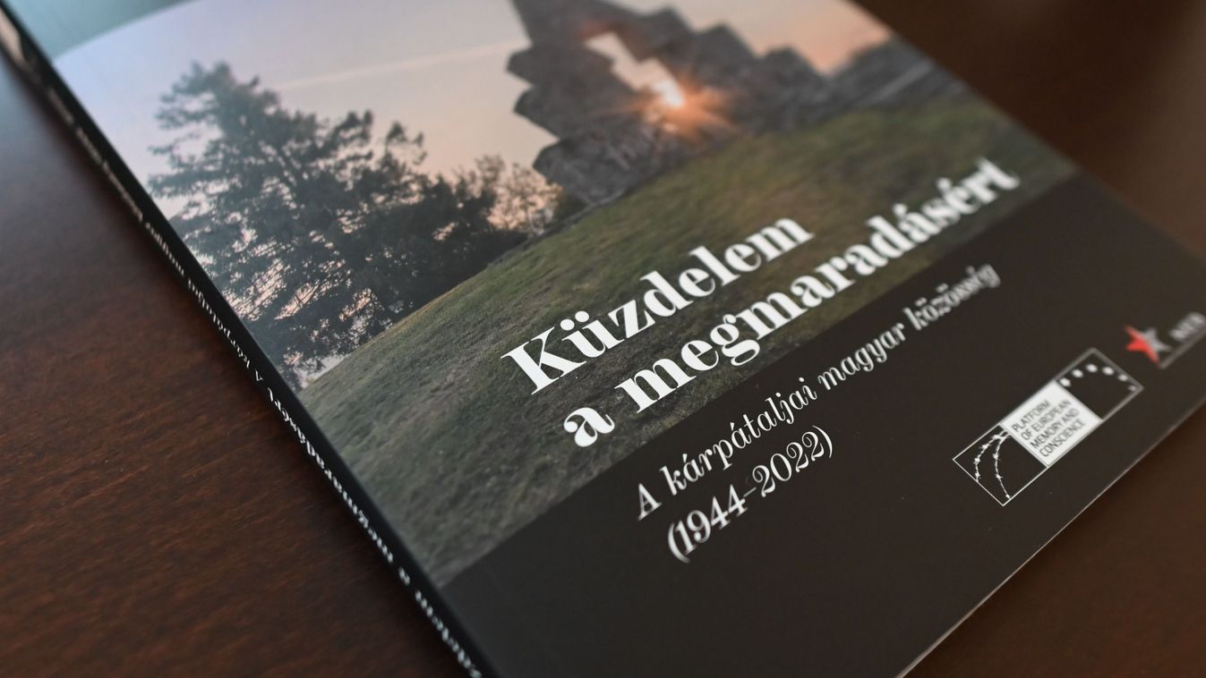 Küzdelem a megmaradásért – A Kárpátaljai magyar közösség (1944–2022)  című kötet.