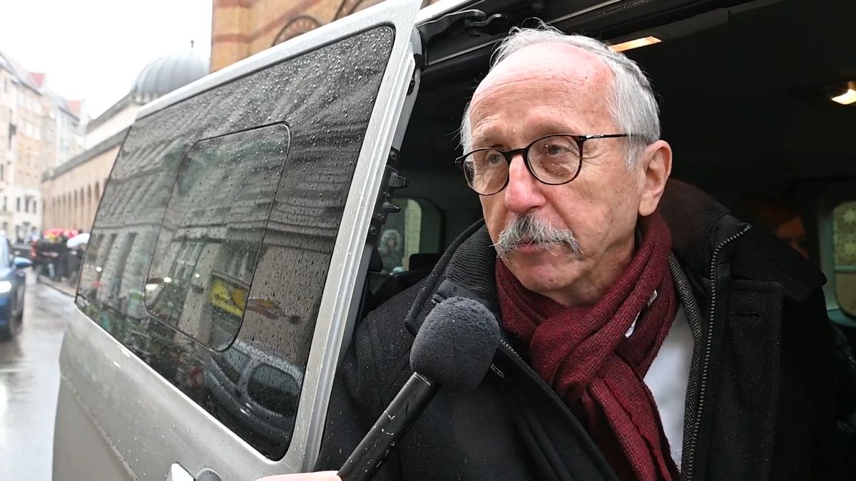 Niedermüller Péter szerint nem kell a 2006-os rendőrterrorra emlékezni, Dobrevnek kellemetlen a kérdés + videó