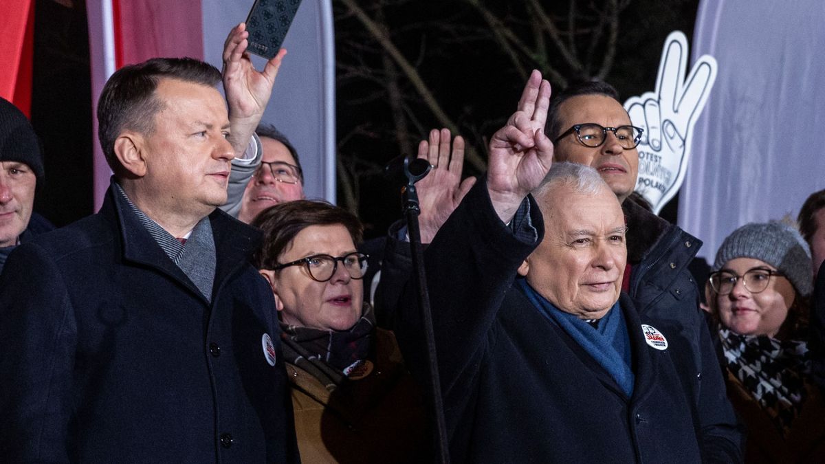 Kaczynski: A törvény már az, amit Tusk akar