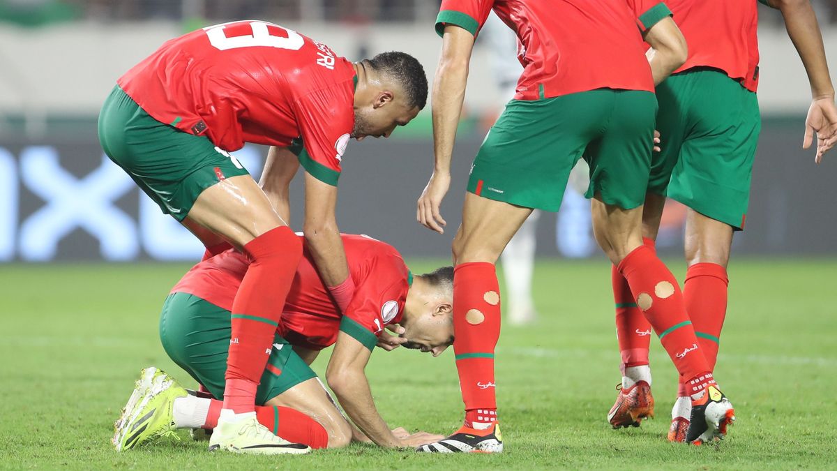 Összerogyott a PSG klasszisa, bombameglepetés az Afrika-kupán + videó