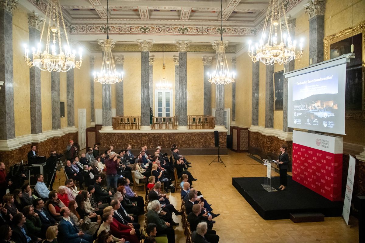 A magyar–török kulturális évad első hivatalos eseményén Gülsen Karanis Eksioglu, Törökország budapesti nagykövete is köszöntötte a résztvevőket