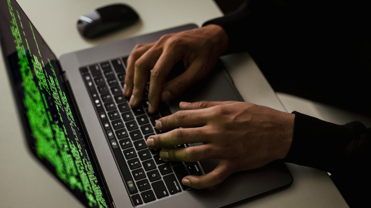 Ha letölti ezt a vírusirtásra ajánlott programot, lenyúlhatják a pénzét a csalók