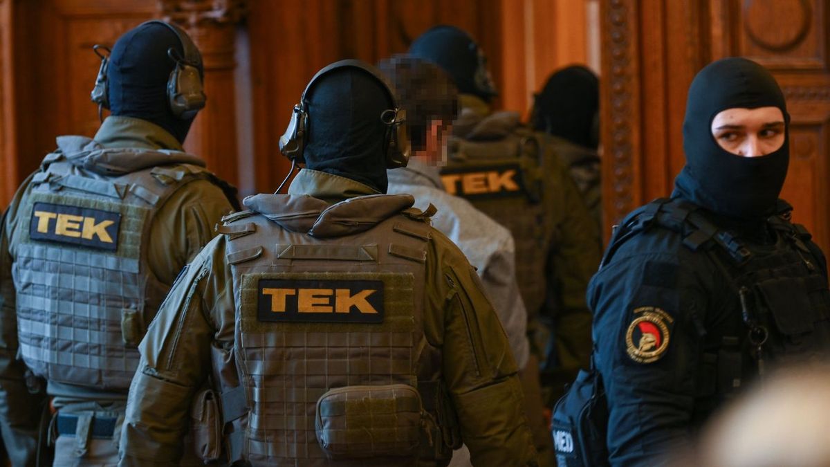 Előzetesbe kerülhet Portik Tamás fia, akár öt év börtön is várhat rá