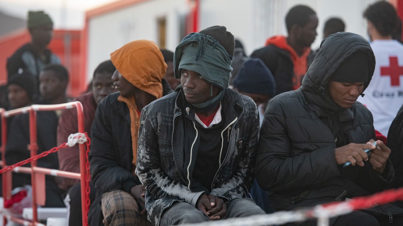 a migráció társadalmi, gazdasági és biztonsági probléma