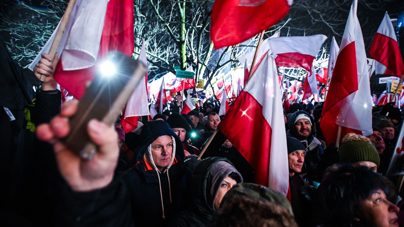 A jogállamiság sérülése miatt Brüsszelhez fordul a lengyel ügyészség A jogállamiság sérülése miatt Brüsszelhez fordul a lengyel ügyészség
