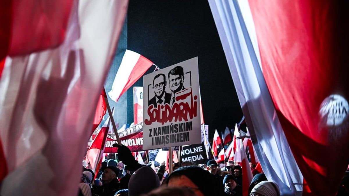 A lengyel főügyész kezében a kegyelmi döntés