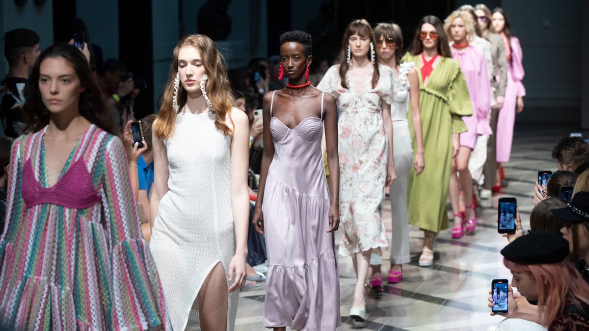 Budapest Central European Fashion Week: így célozzák meg a Z-generációt a divaton keresztül