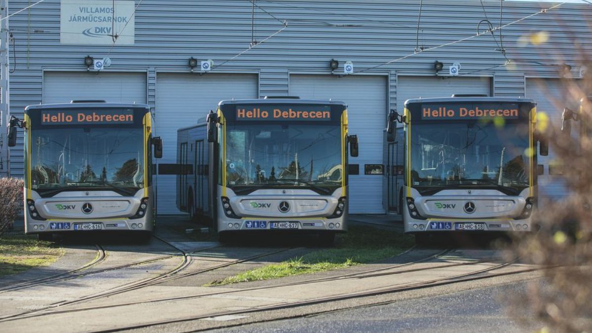 Teljesen megújul év végére Debrecen autóbuszflottája + fotók