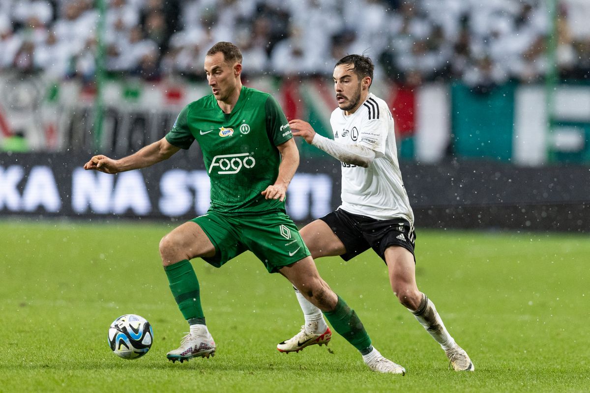 Legia Warsaw v Warta Poznan - PKO Ekstraklasa