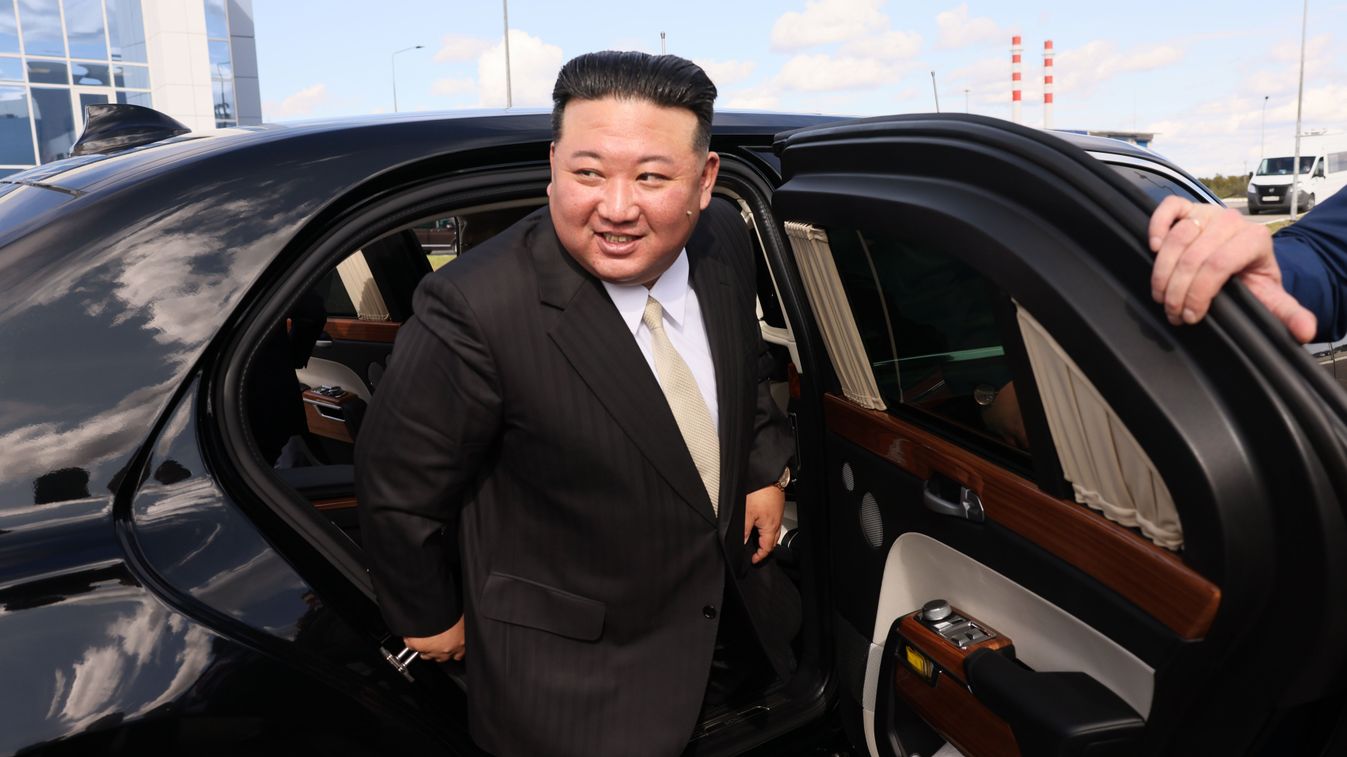 Kim Dzsong Un a legnagyobb ellenségének nevezte Dél-Koreát