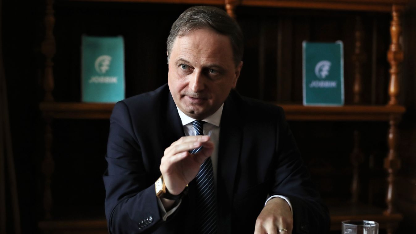 Brenner Koloman, a Jobbik-Konzervatívok főpolgármester-jelöltje, Karácsony Gergely kihívója