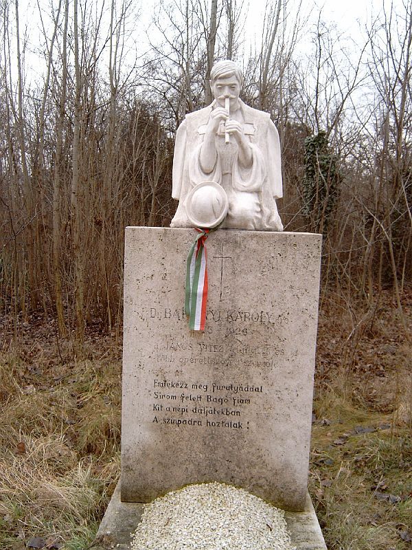 Bakonyi Károly sírja - Horvay János műve a fiumei úti sírkertben
