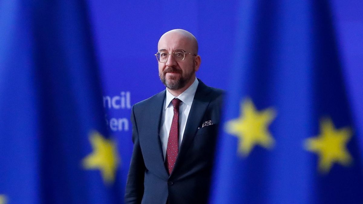 Az Európai Parlament elé kellene állnia, de hirtelen lebetegedett Charles Michel