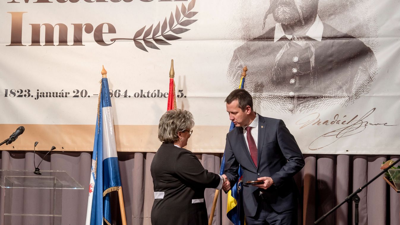 Nógrádi Gergely és a Balassi Bálint Könyvtár kapta a Madách-díjakat