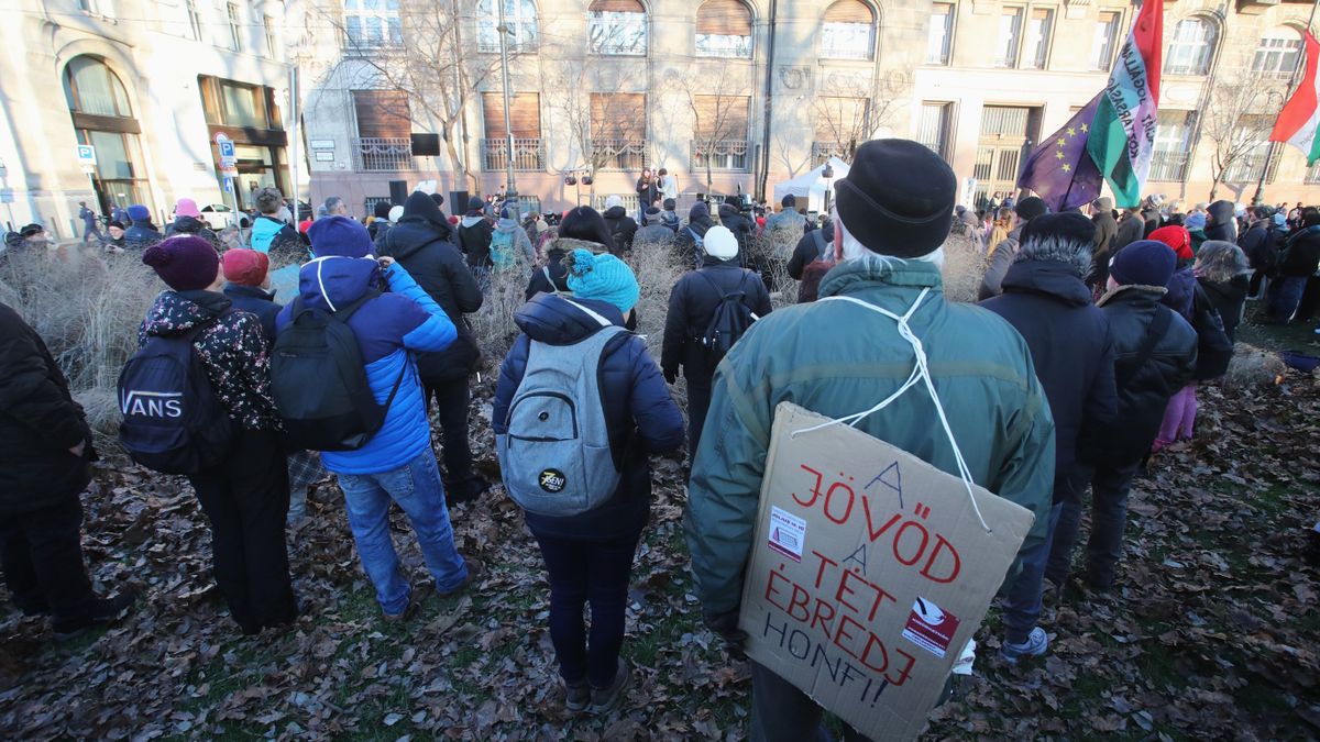 Nem sokan mentek el az úgynevezett diáktüntetésre