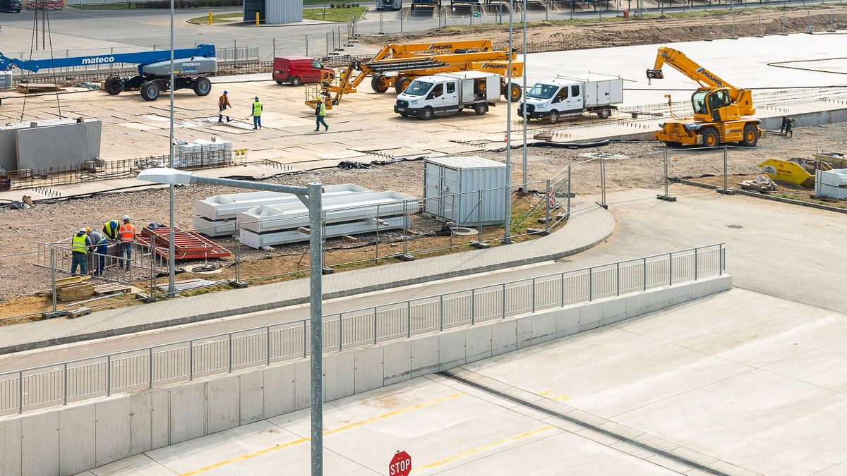Mintegy 200 milliárd forintból fejleszti déli ipari parkját Nyíregyháza
