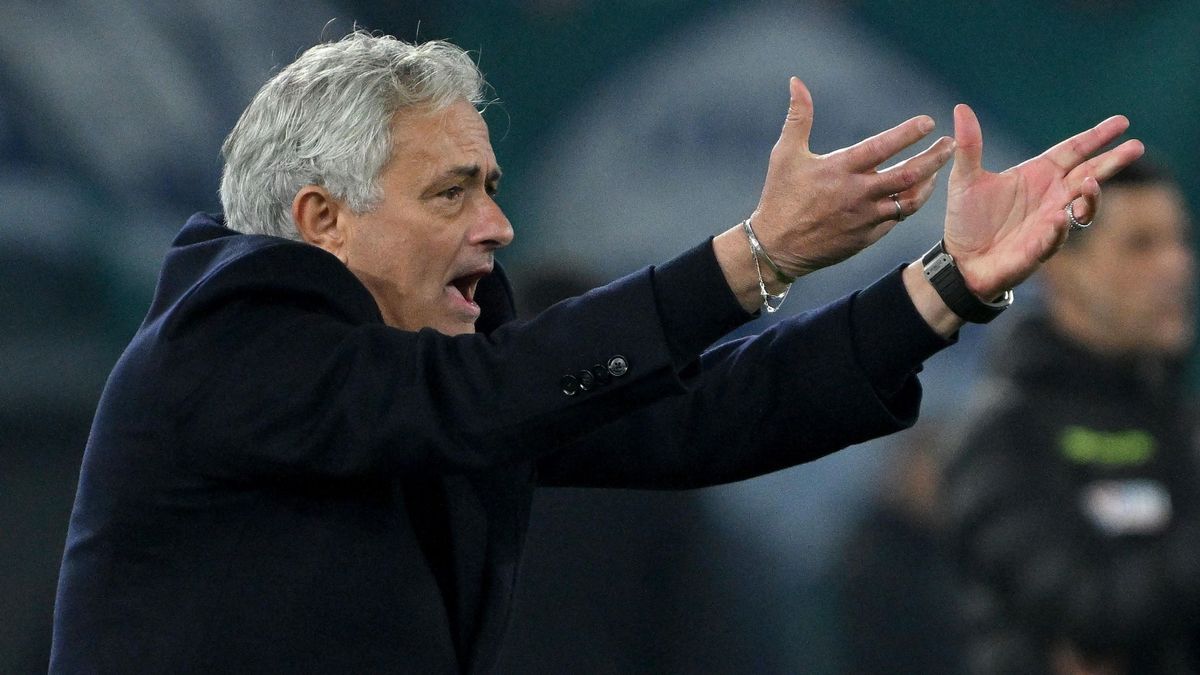 Itt a válasz, José Mourinho ezért sem ülne le a Ferencváros kispadjára