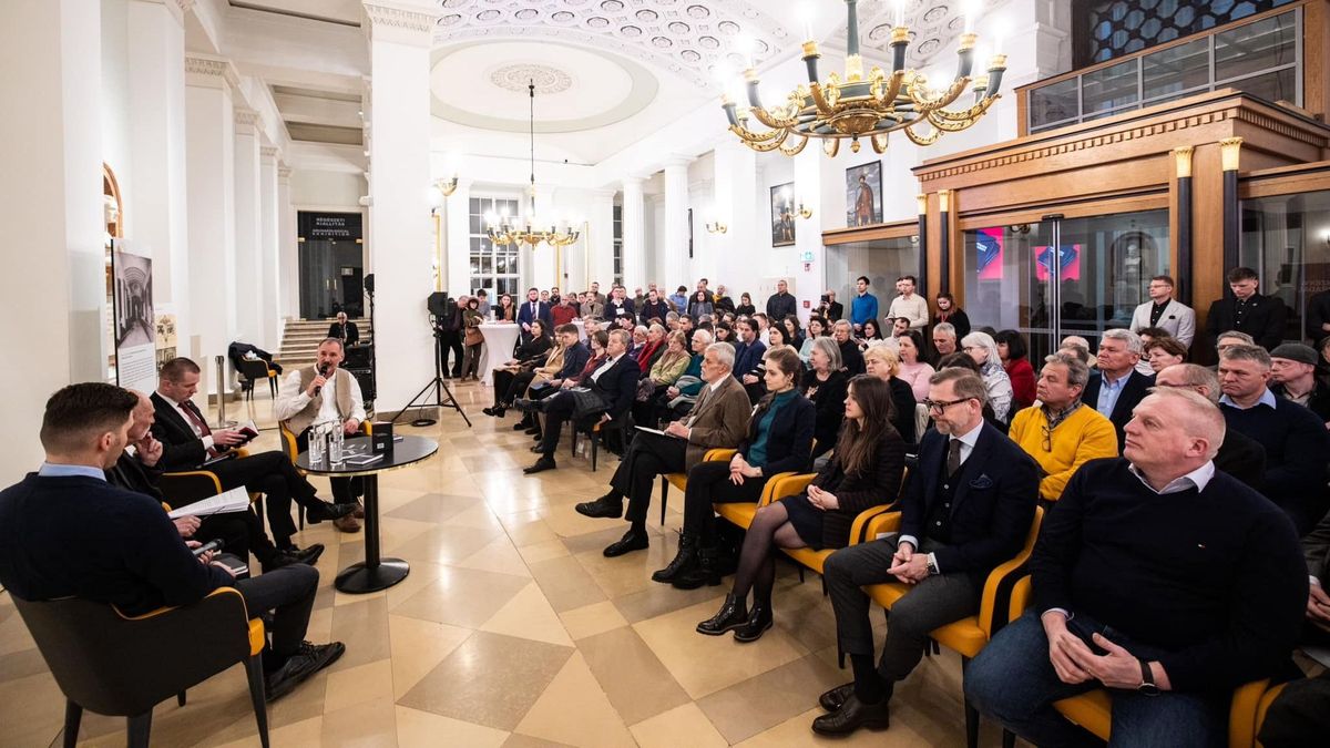 Konzervatív forradalom: bemutatták Békés Márton új könyvét