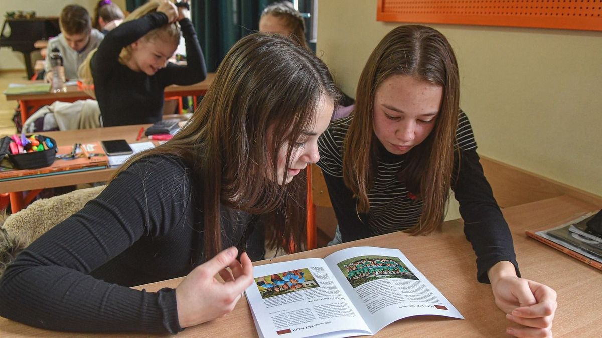 Már lehet jelentkezni a Kárpát-medencei középiskolás irodalmi pályázatra