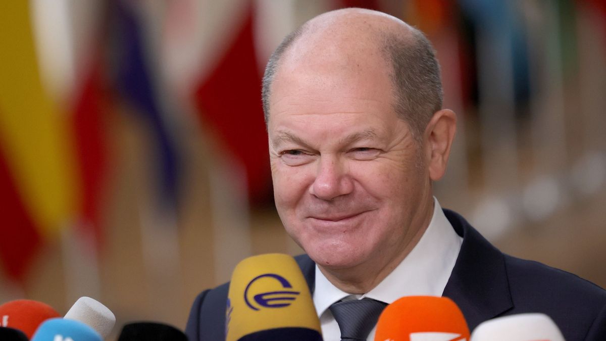 Scholz szemellenzője