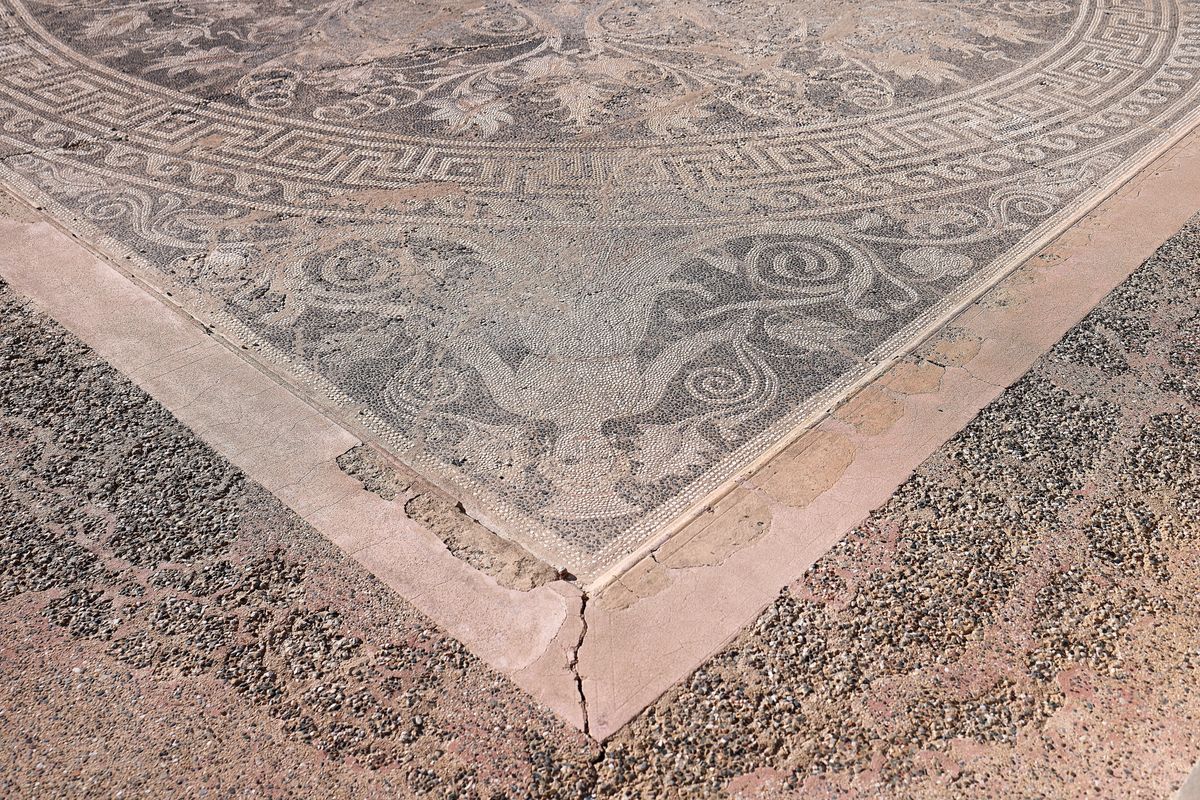 Mozaikpadló Nagy Sándor apja, II. Fülöp makedón király restaurált aigai palotájában
