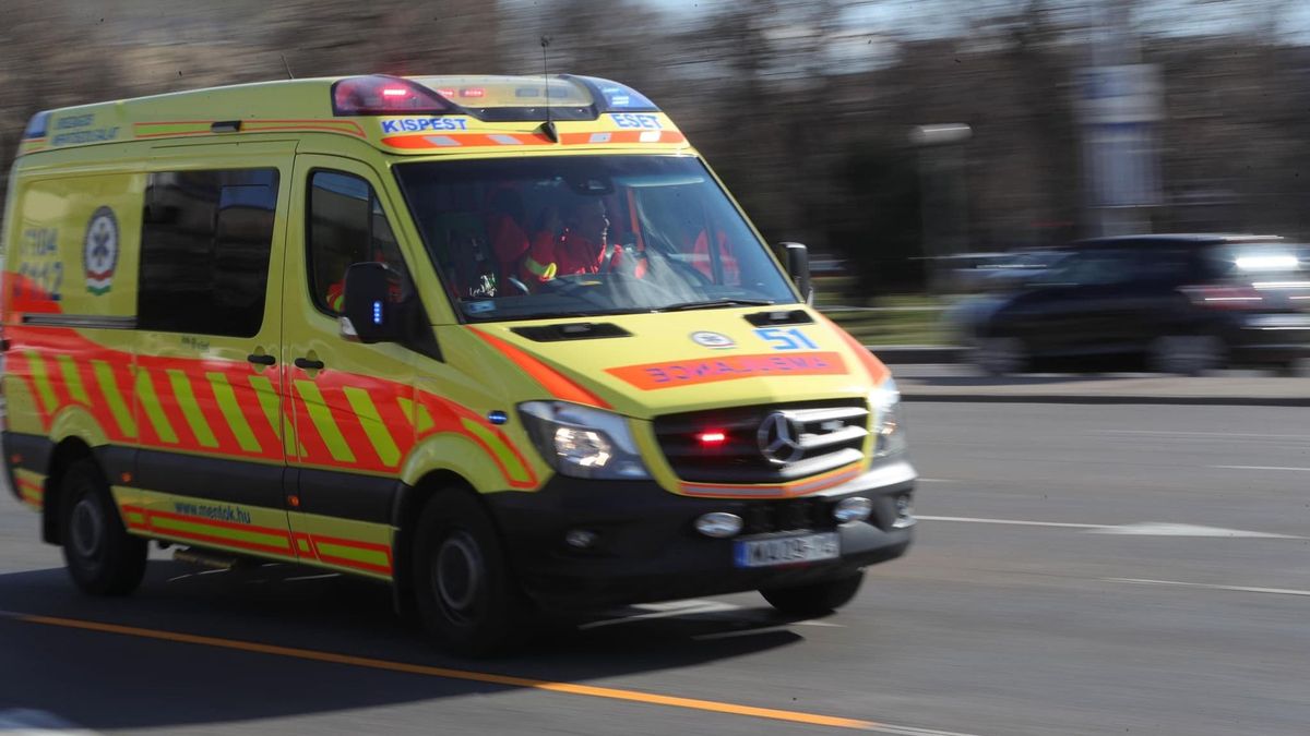 Tizenketten sérültek meg a fővárosi balesetben