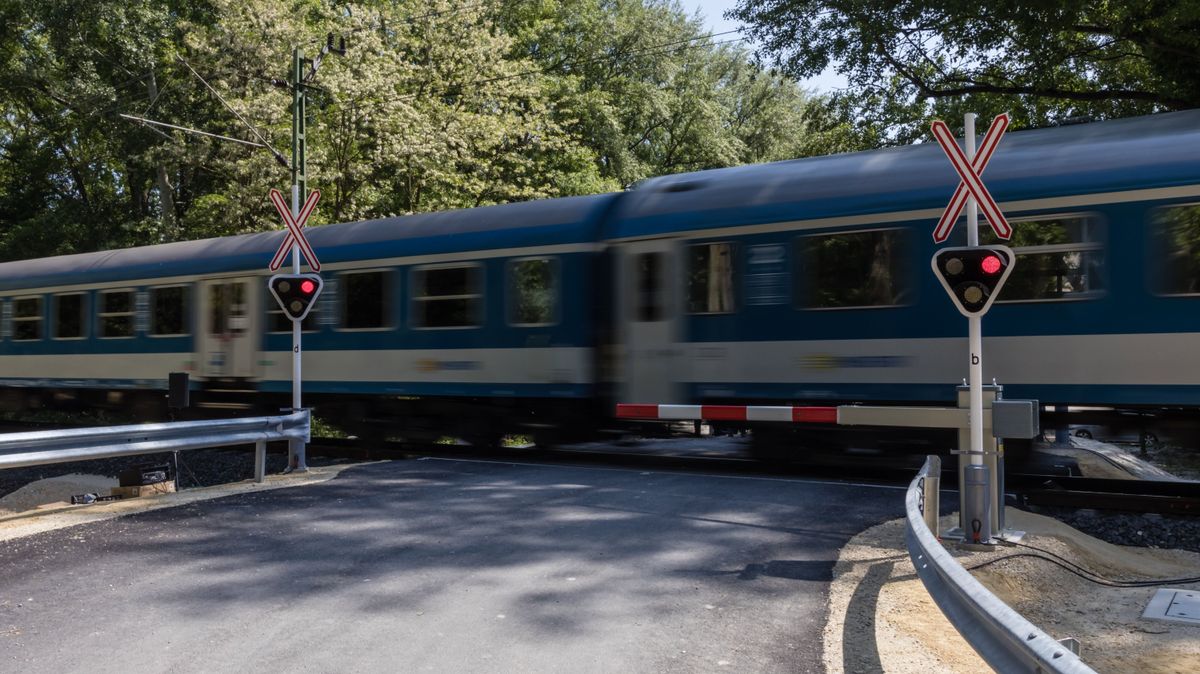 Minden képzeletet felülmúl, amit a traktoros látott, amikor Debrecennél zakatolt el a vonat